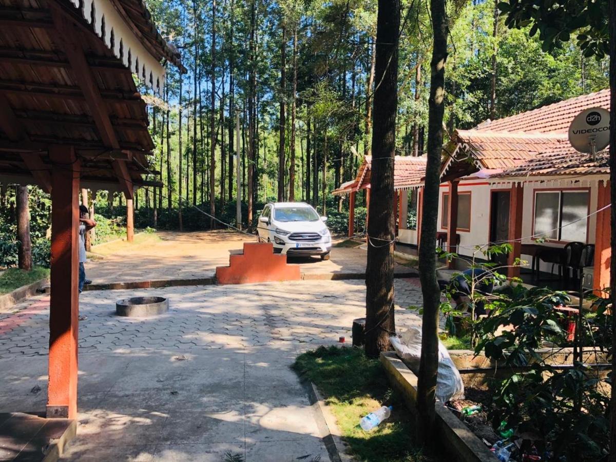 Silver Shadow Homestay Chikmagalur Luaran gambar