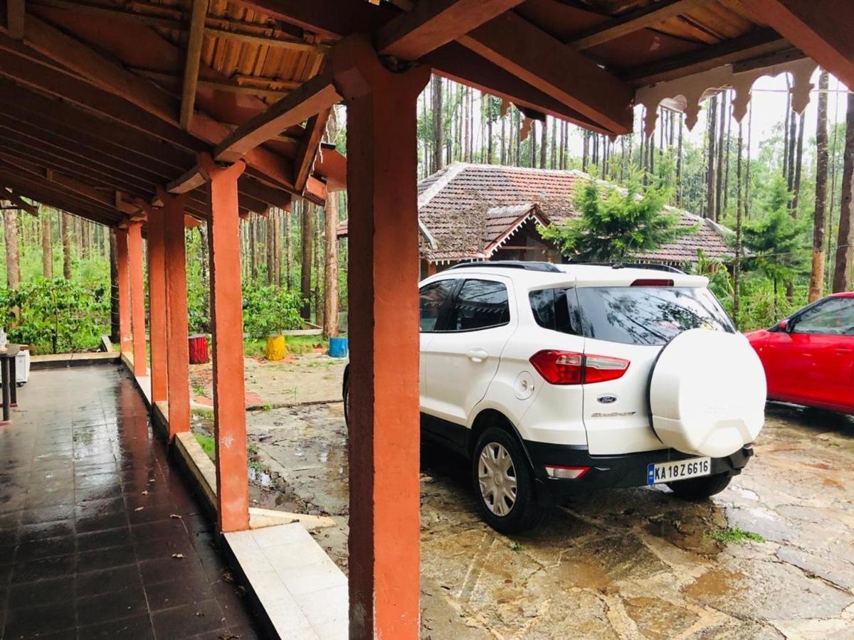 Silver Shadow Homestay Chikmagalur Luaran gambar