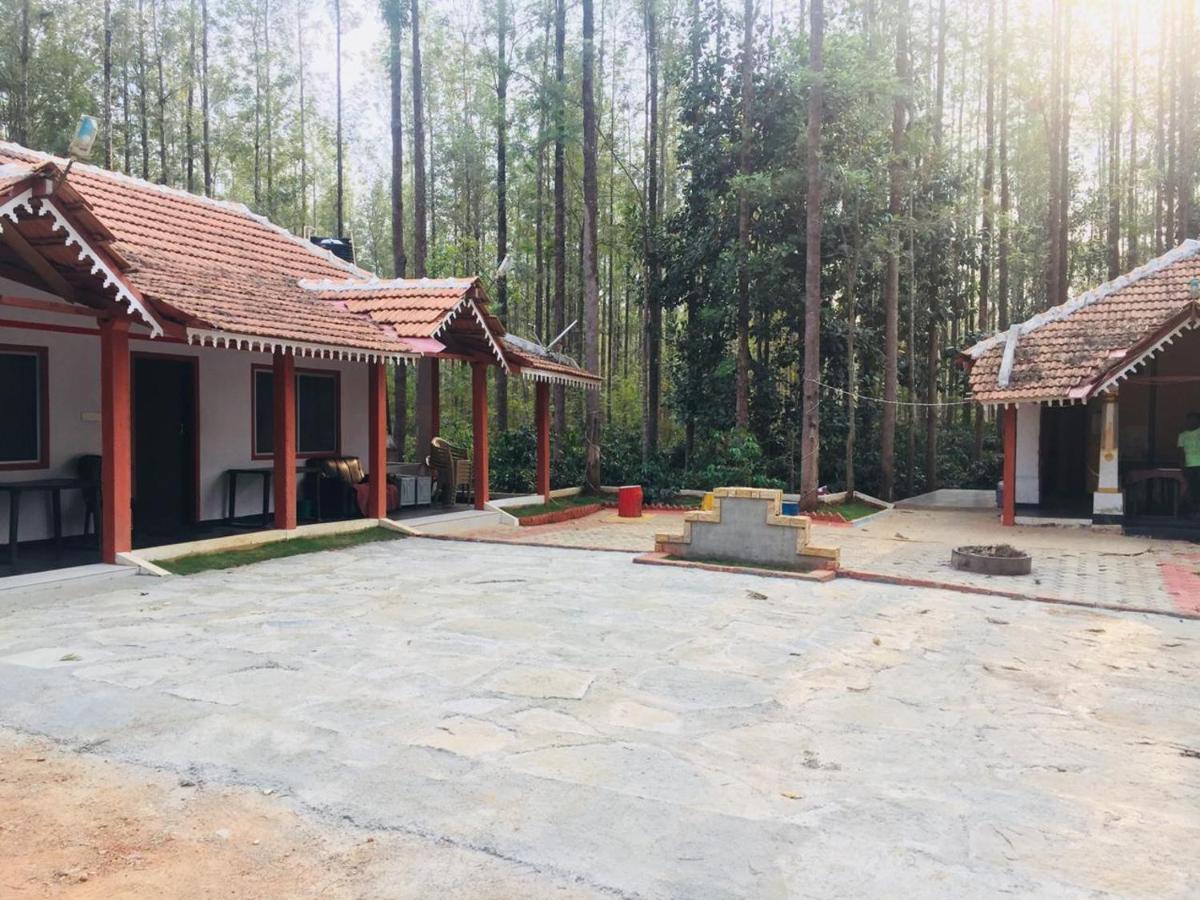 Silver Shadow Homestay Chikmagalur Luaran gambar