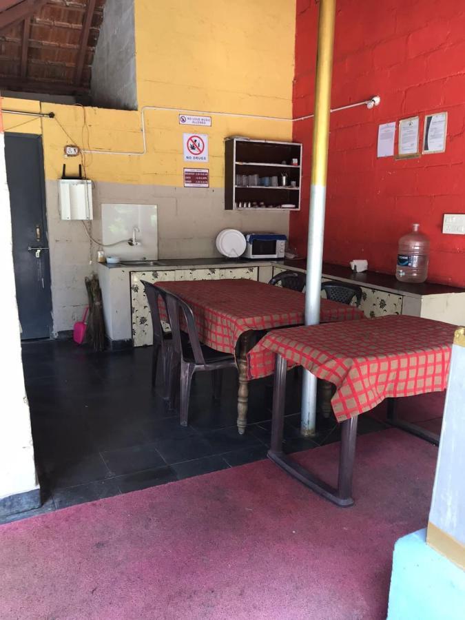 Silver Shadow Homestay Chikmagalur Luaran gambar